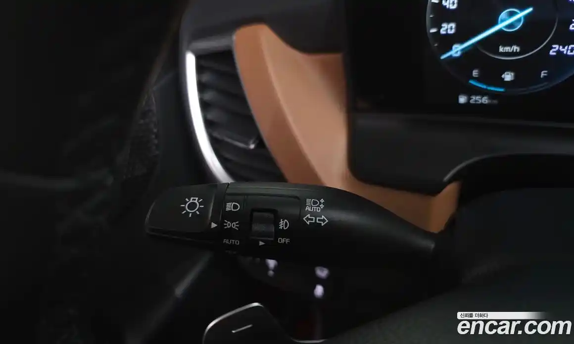 Kia Seltos 2025 1.6 автомат (гидро), фото 29