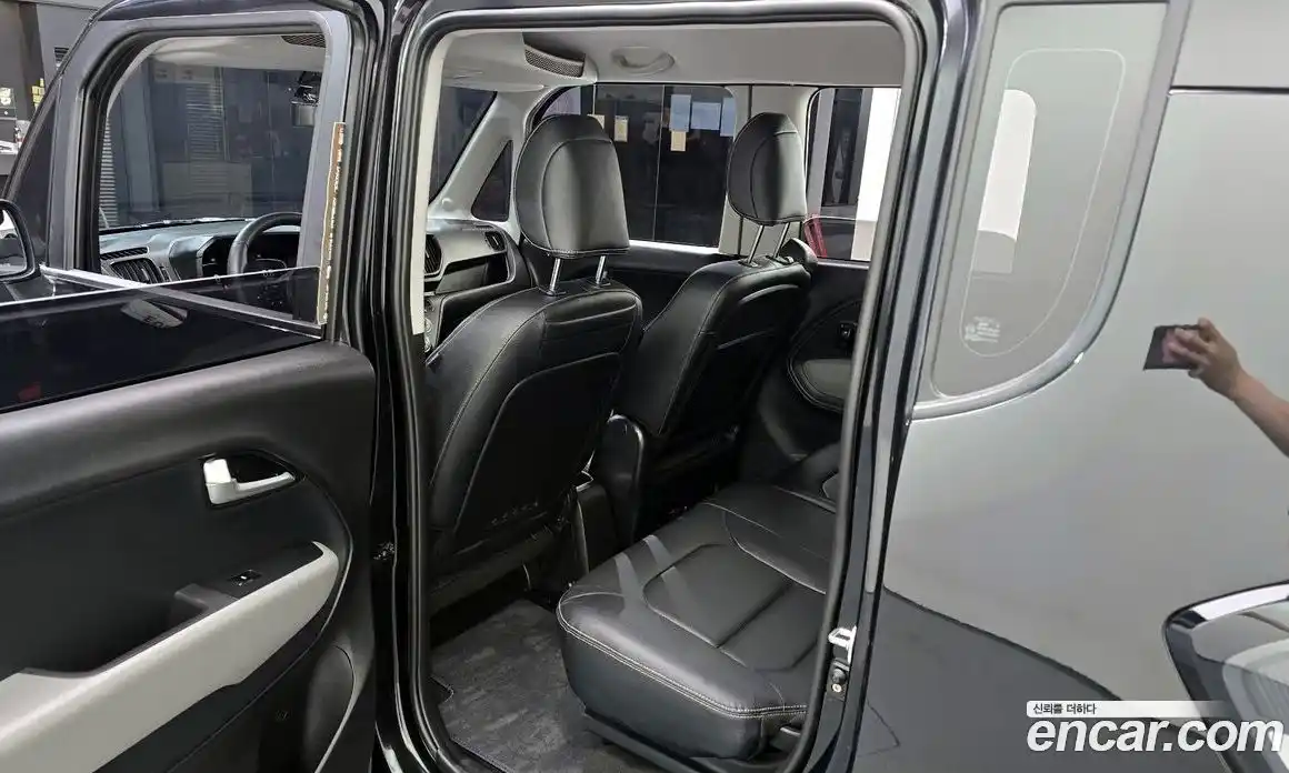 Kia Ray 2022 1.0 автомат (гидро), фото 18