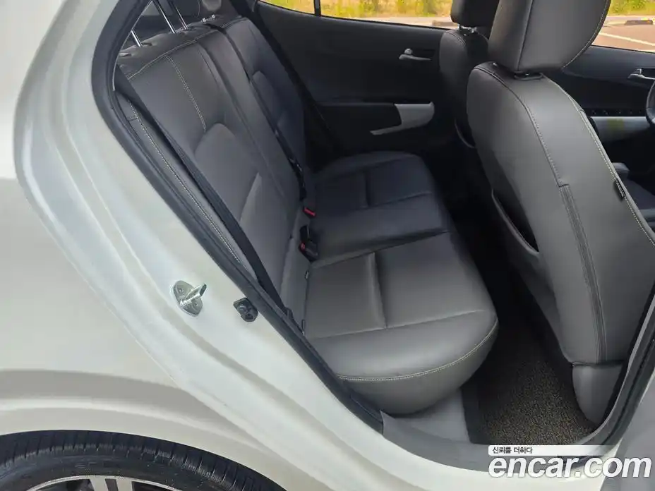 Kia Morning 2018 1.0 автомат (гидро), фото 16