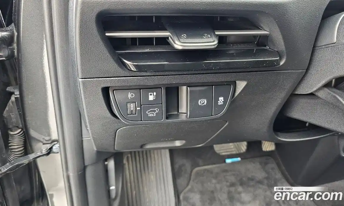 Kia EV6 2023 0.1 автомат (гидро), фото 17