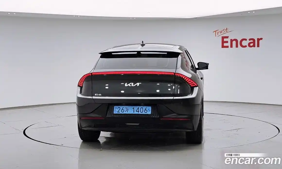 Kia EV6 2023 0.1 автомат (гидро), фото 4