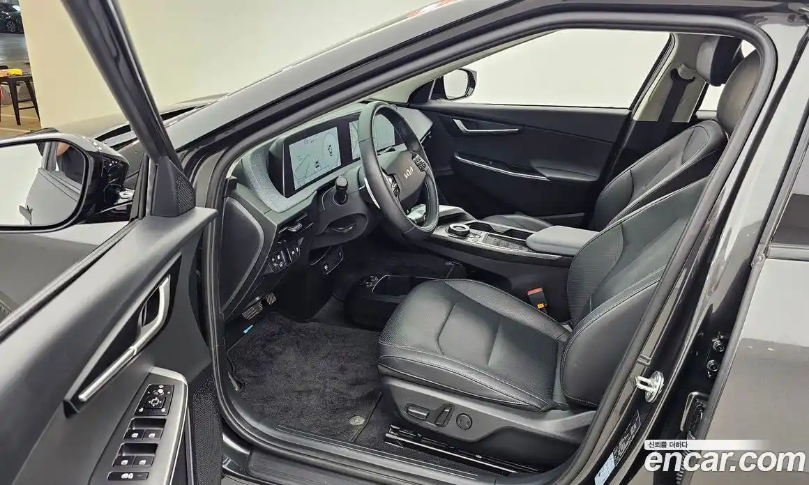 Kia EV6 2023 0.1 автомат (гидро), фото 10