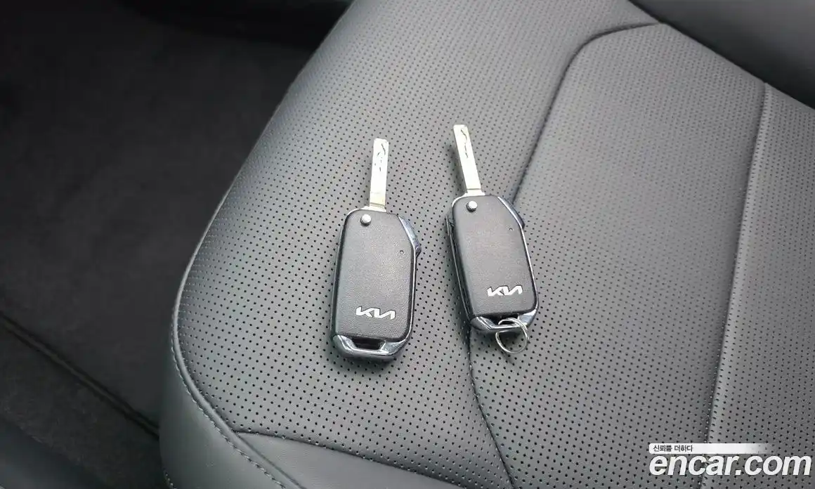 Kia Niro 2024 1.6 автомат (гидро), фото 19