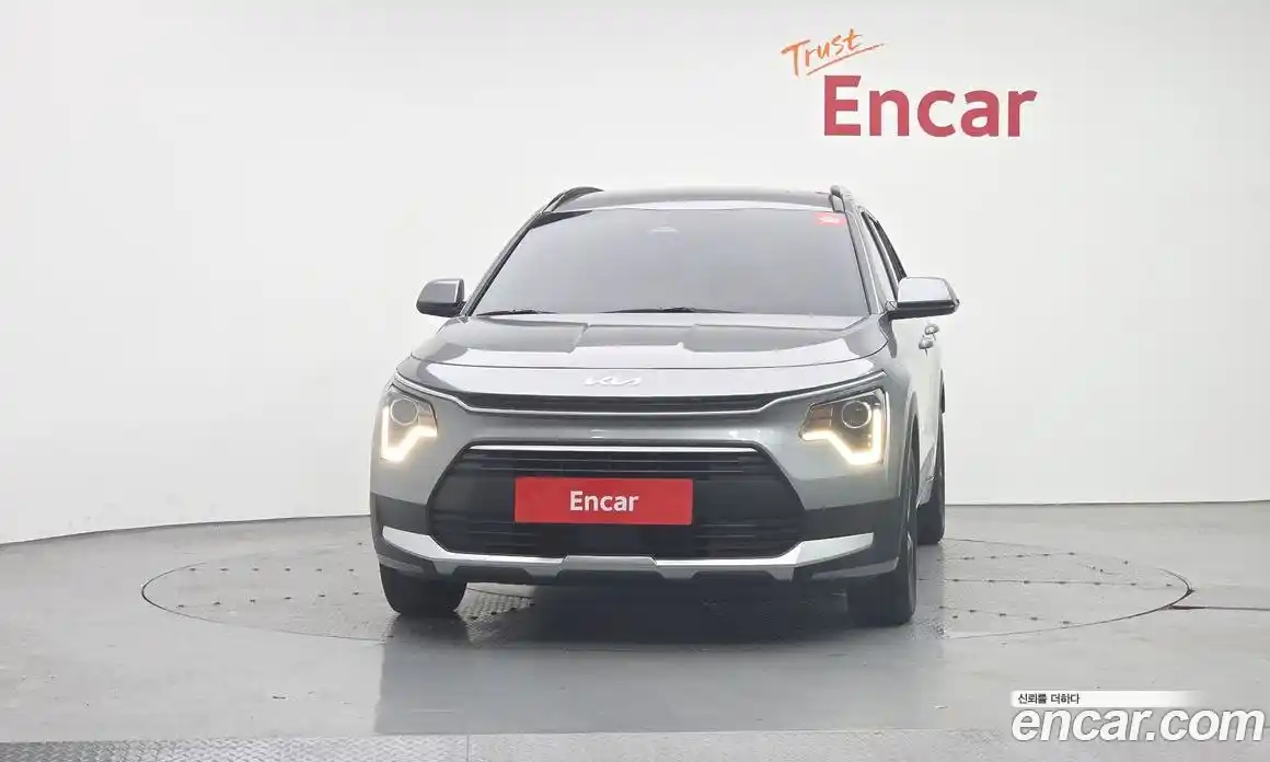 Kia Niro 2024 1.6 автомат (гидро), фото 3