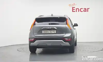 Kia Niro 2024 1.6 автомат (гидро), миниатюра 4