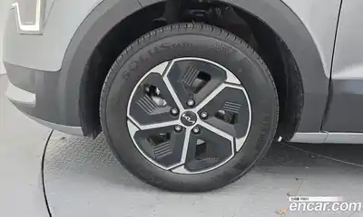 Kia Niro 2024 1.6 автомат (гидро), миниатюра 5