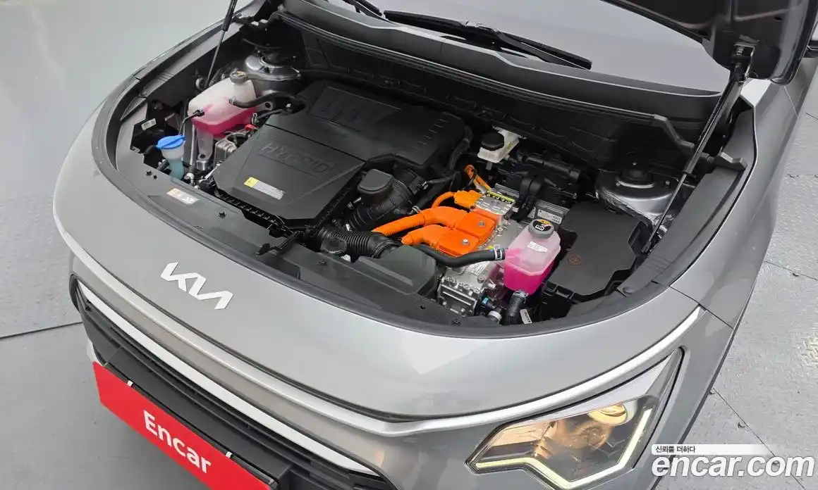 Kia Niro 2024 1.6 автомат (гидро), фото 6