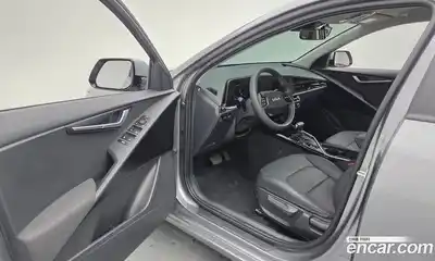 Kia Niro 2024 1.6 автомат (гидро), миниатюра 10