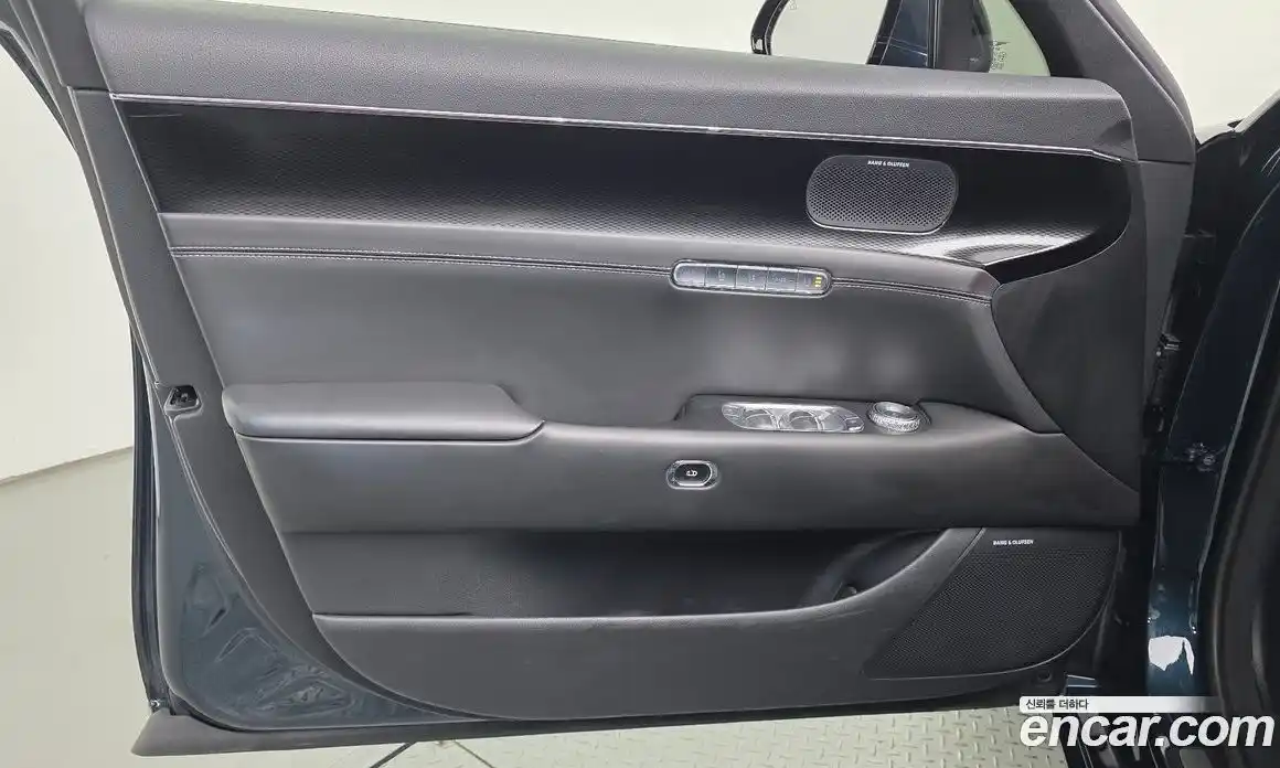 Genesis G90 2022 3.5 автомат (гидро), фото 14
