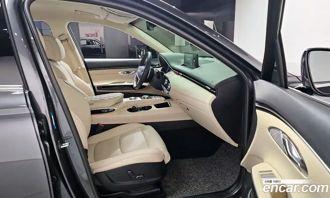 Genesis GV70 2021 2.2 автомат (гидро), фото 16