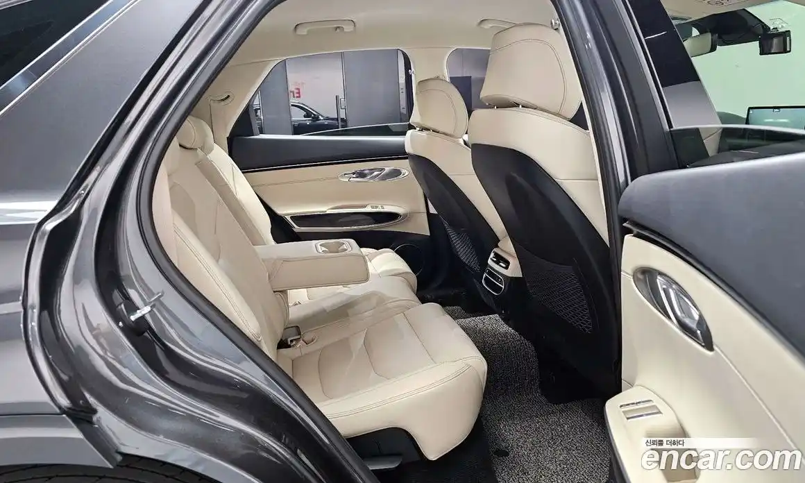 Genesis GV70 2021 2.2 автомат (гидро), фото 17