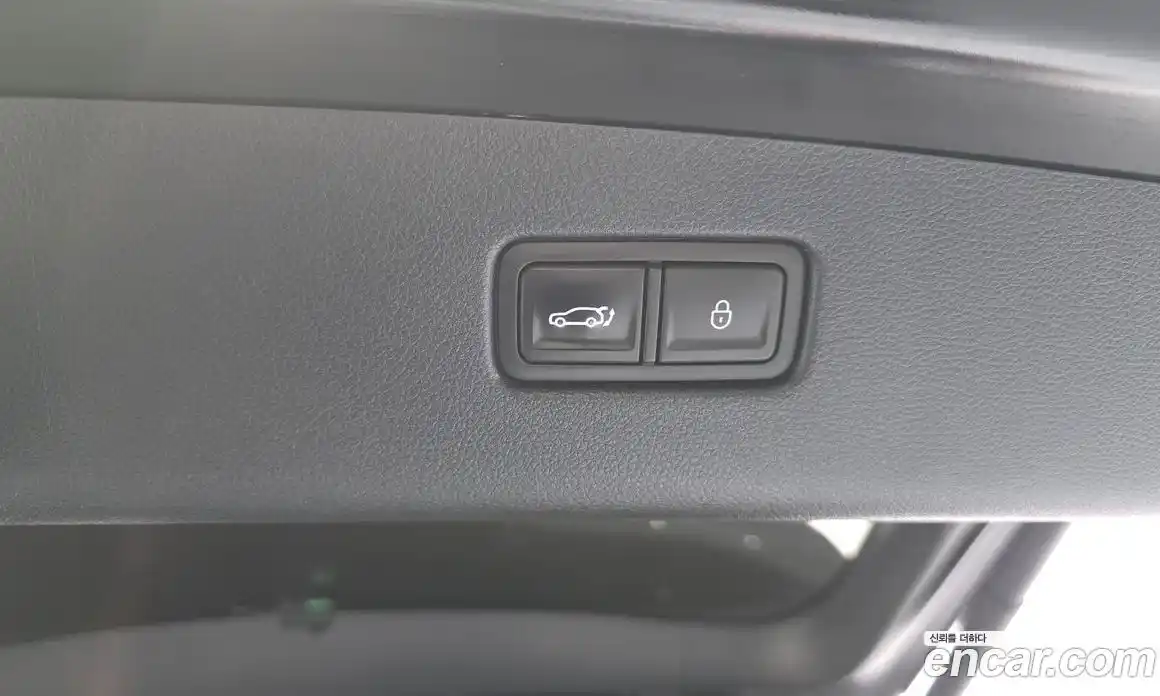 Genesis GV70 2022 2.5 автомат (гидро), фото 23
