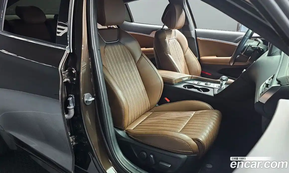 Genesis G70 2018 2.0 автомат (гидро), фото 12
