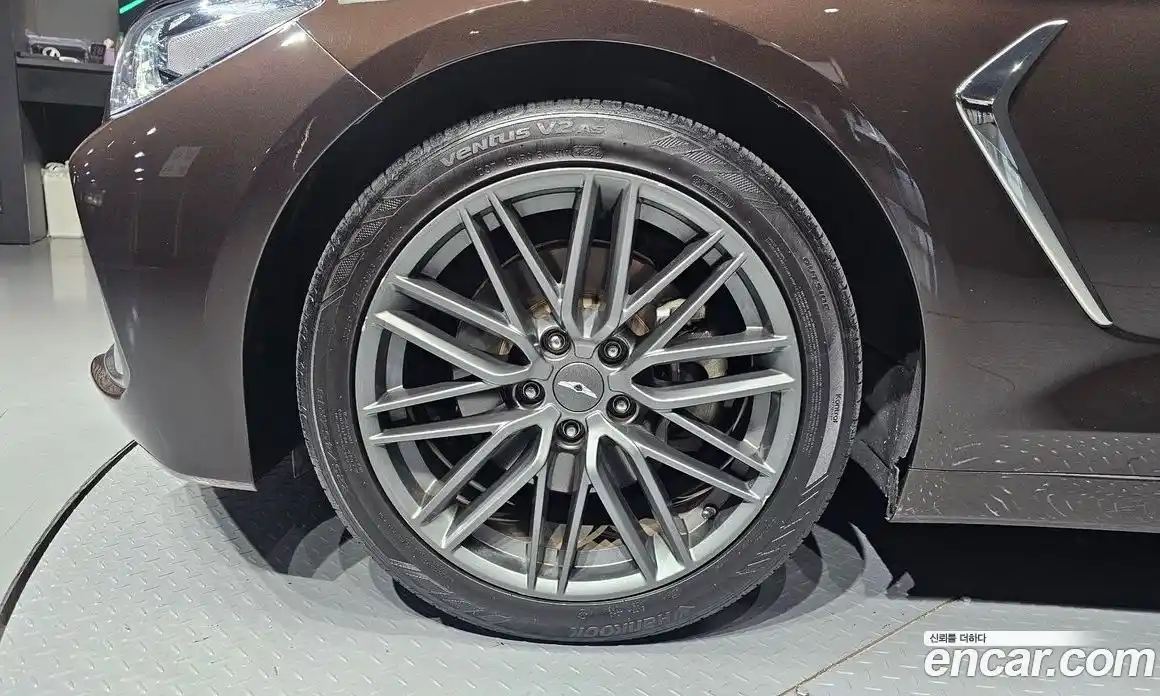 Genesis G70 2018 2.0 автомат (гидро), фото 5
