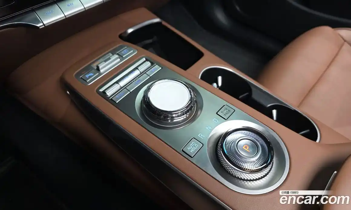 Genesis GV70 2022 2.5 автомат (гидро), фото 9