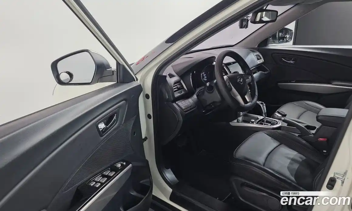 SsangYong TIBOLI 2015 1.6 автомат (гидро), фото 11