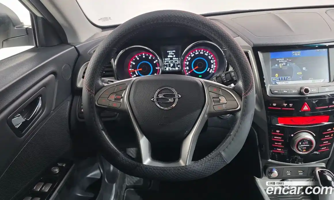 SsangYong TIBOLI 2015 1.6 автомат (гидро), фото 14