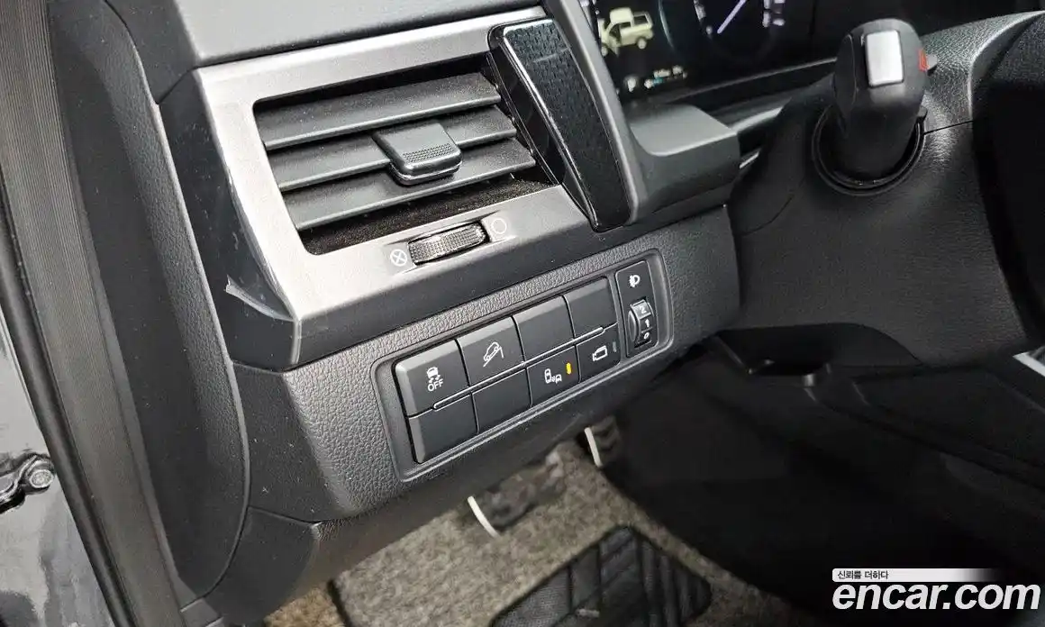 SsangYong Rexton 2021 2.2 автомат (гидро), фото 18