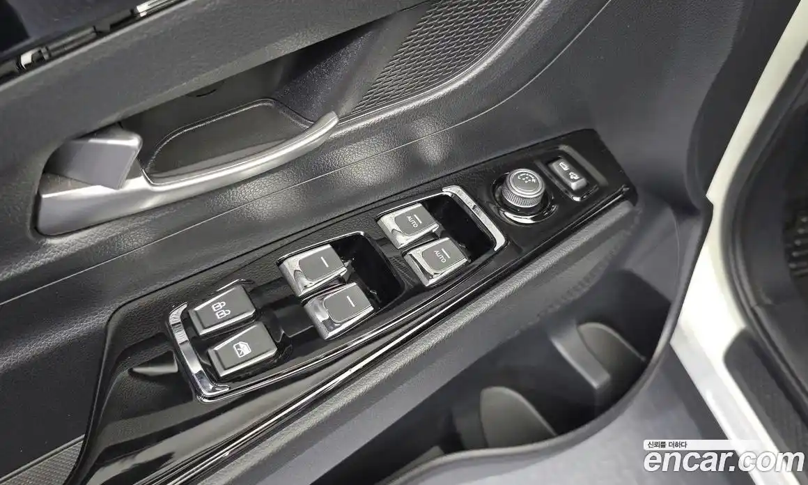 SsangYong Korando 2021 1.5 автомат (гидро), фото 19