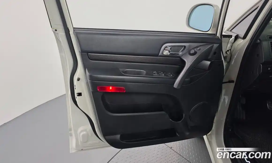 SsangYong Korando 2017 2.2 автомат (гидро), фото 14