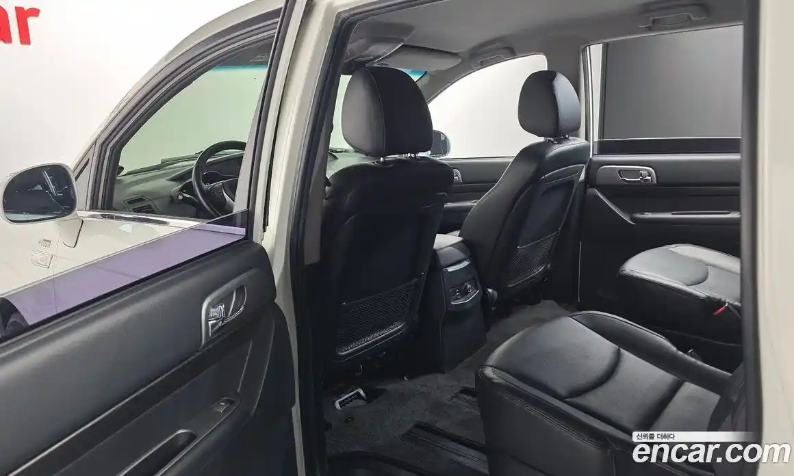 SsangYong Korando 2017 2.2 автомат (гидро), фото 24
