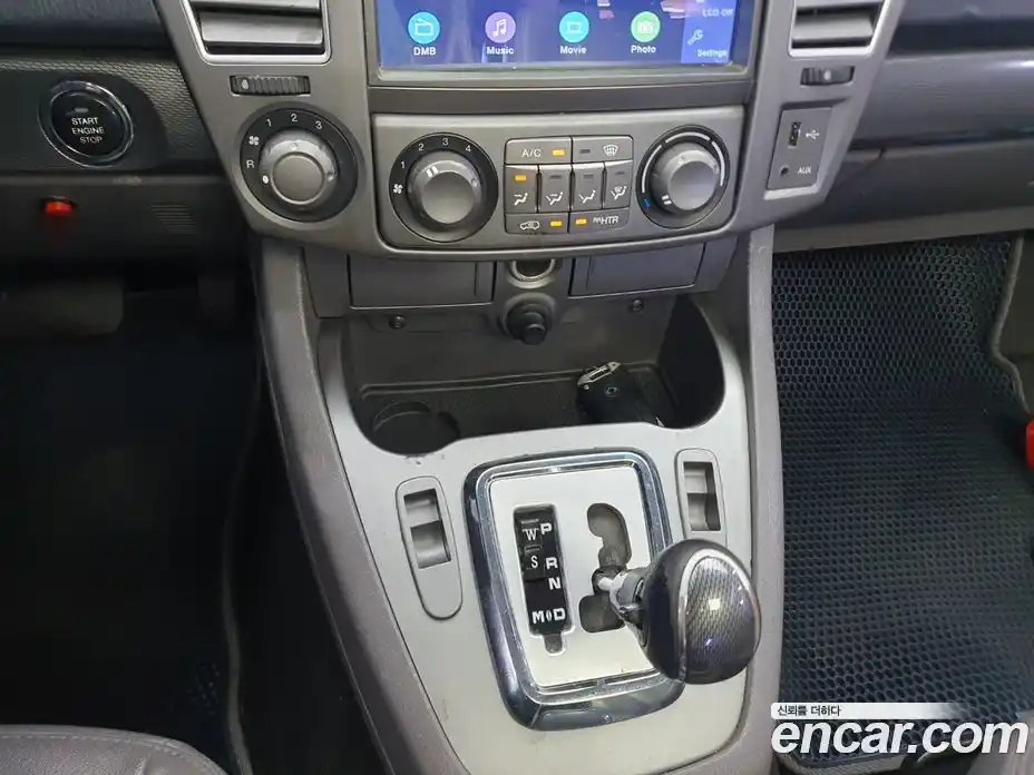 SsangYong Korando 2014 2.0 автомат (гидро), фото 11