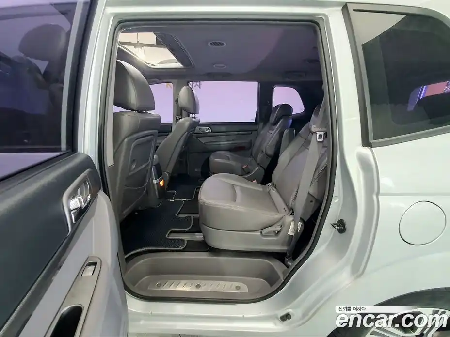 SsangYong Korando 2014 2.0 автомат (гидро), фото 13