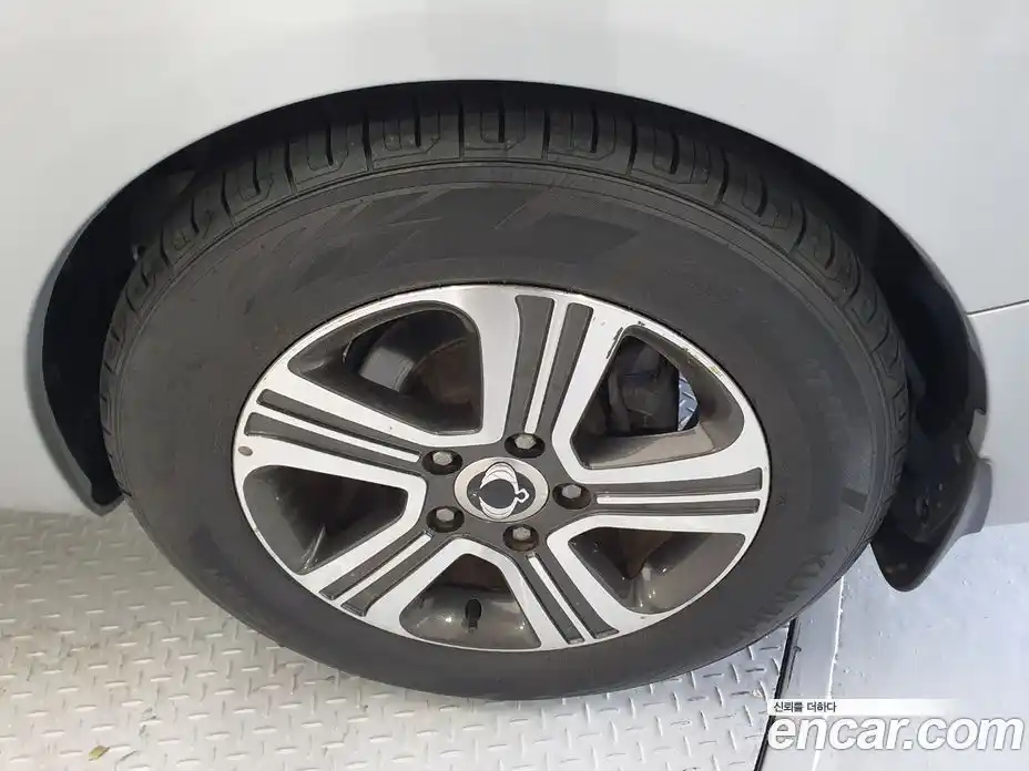 SsangYong Korando 2014 2.0 автомат (гидро), фото 7
