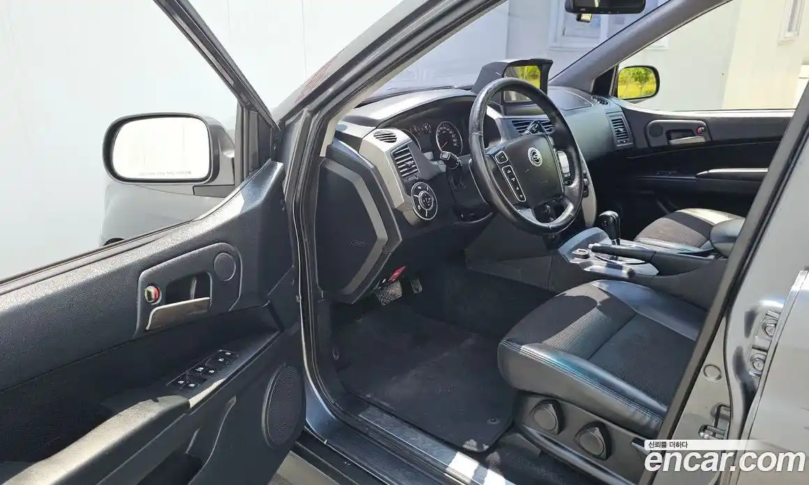 SsangYong Korando 2014 2.0 автомат (гидро), фото 10