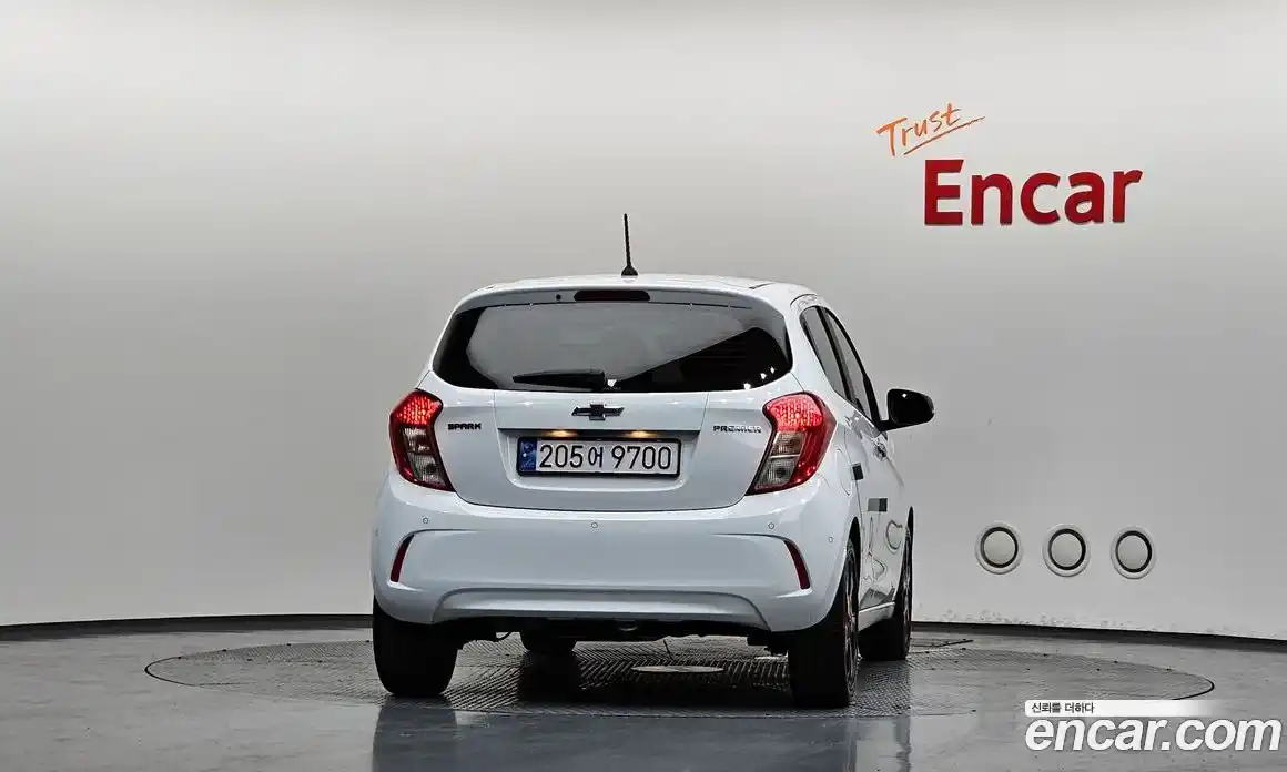 Chevrolet Spark 2022 1.0 автомат (гидро), фото 3