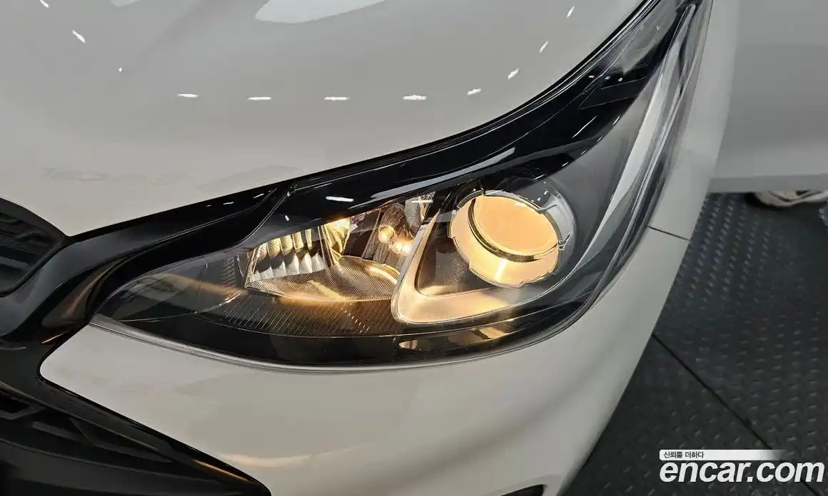 Chevrolet Spark 2022 1.0 автомат (гидро), фото 7