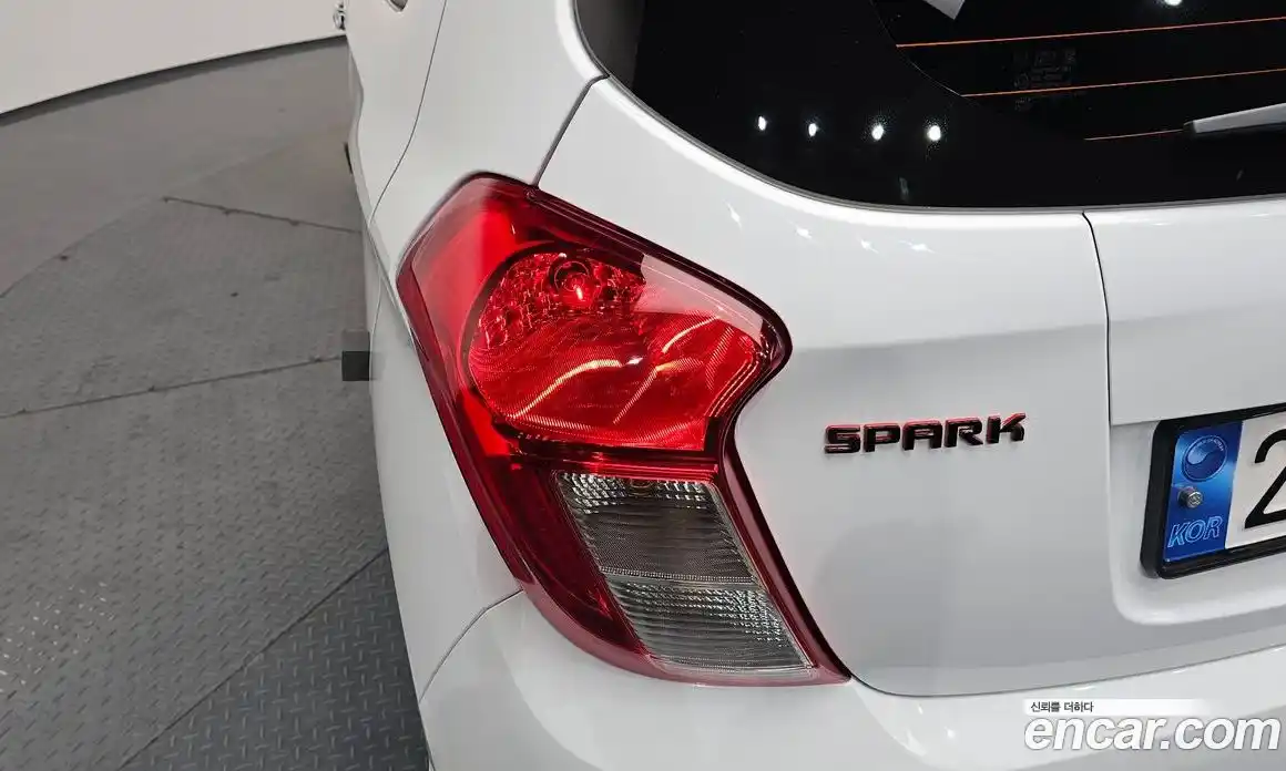 Chevrolet Spark 2022 1.0 автомат (гидро), фото 8