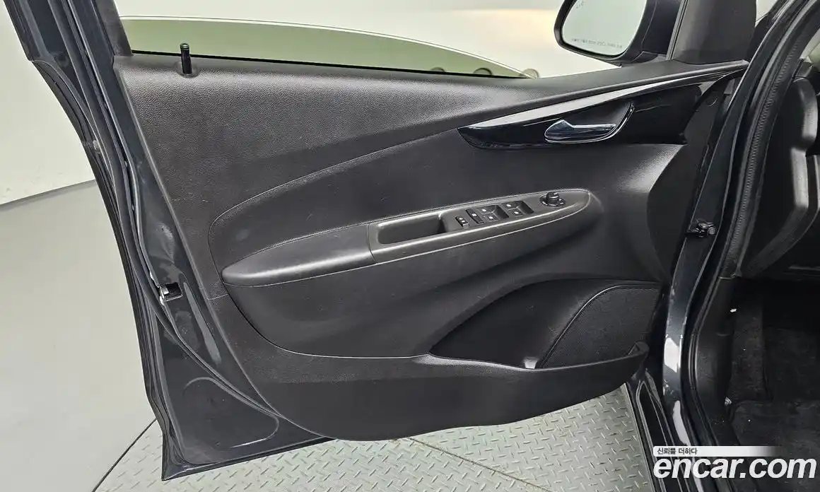 Chevrolet Spark 2021 1.0 автомат (гидро), фото 14