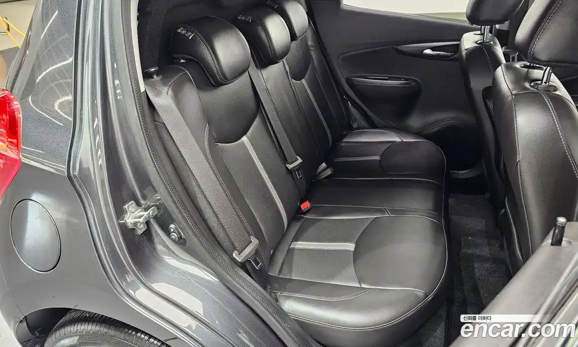 Chevrolet Spark 2021 1.0 автомат (гидро), фото 17
