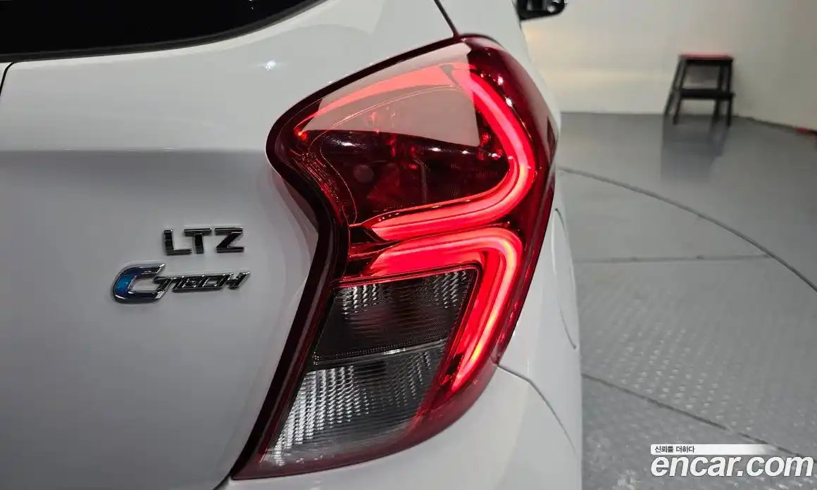 Chevrolet Spark 2016 1.0 гидро, фото 9