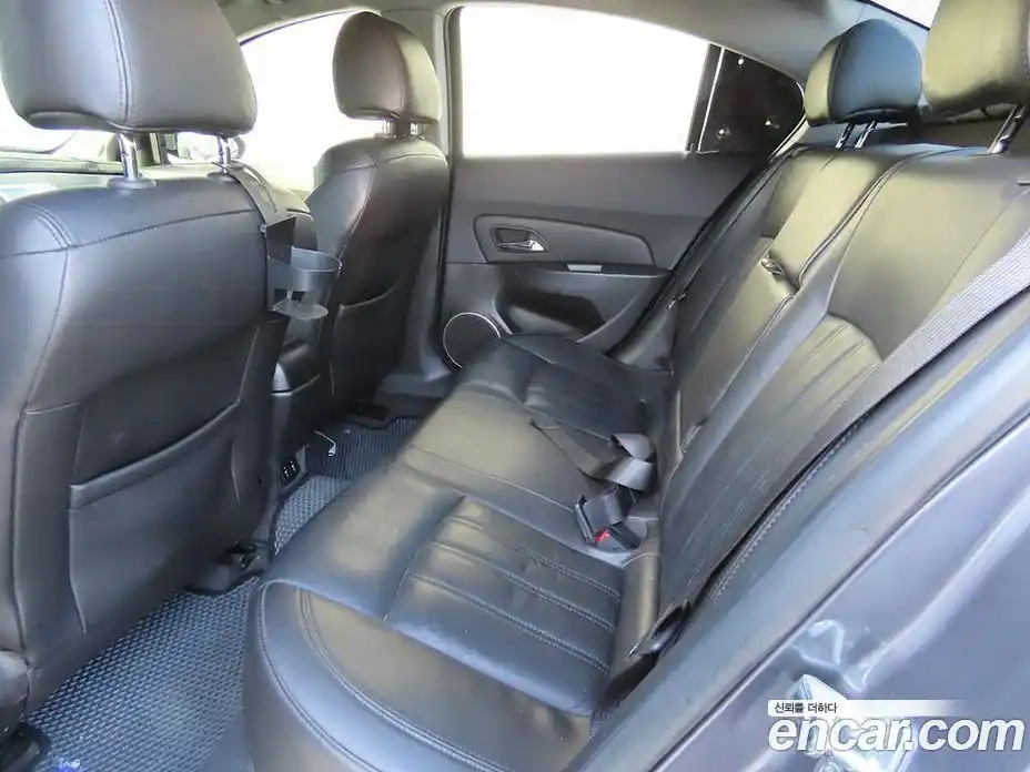 Chevrolet Lacetti 2011 2.0 автомат (гидро), фото 6