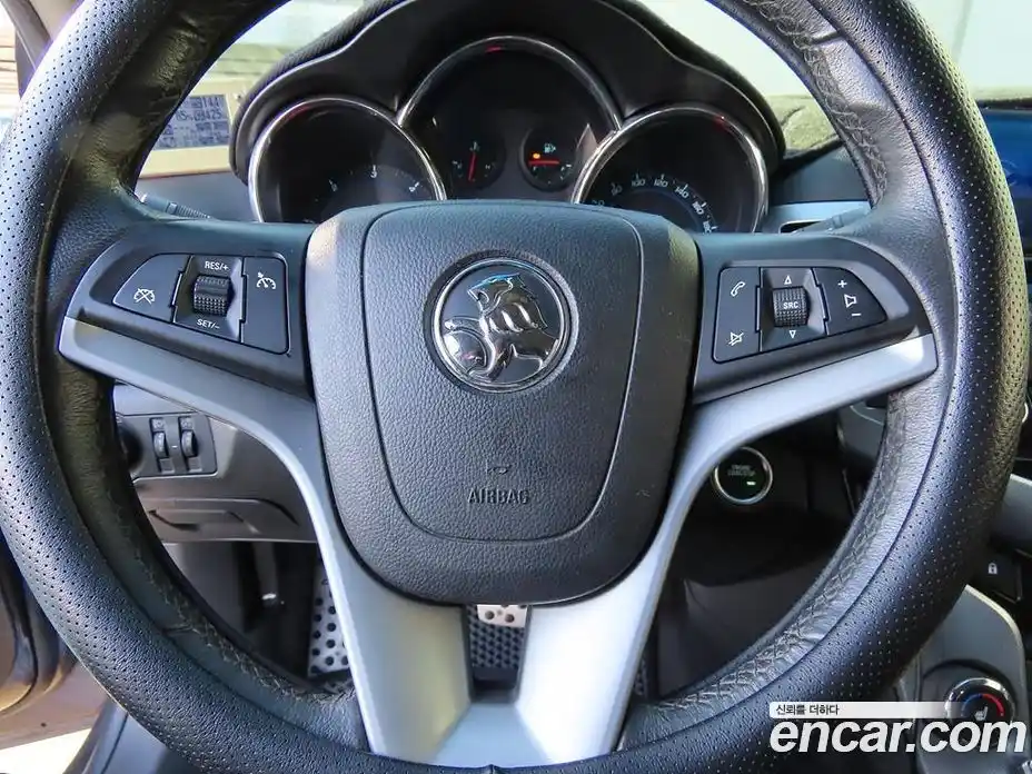 Chevrolet Lacetti 2011 2.0 автомат (гидро), фото 9
