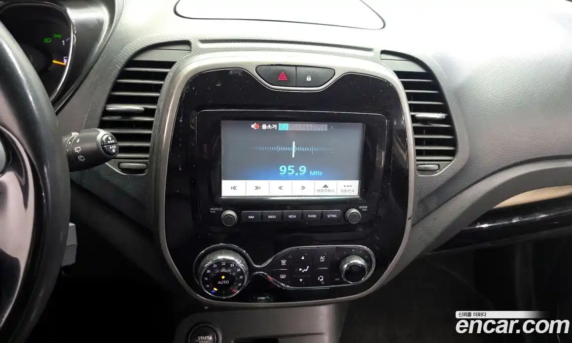 Renault QM3 2014 1.5 гидро, фото 20