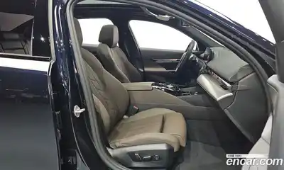 BMW 5 серия 2025 2.0 автомат (гидро), миниатюра 10