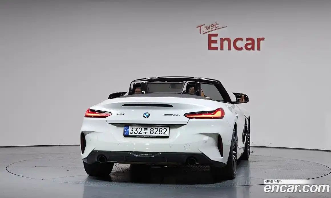BMW Z4 2023 2.0 автомат (гидро), фото 4