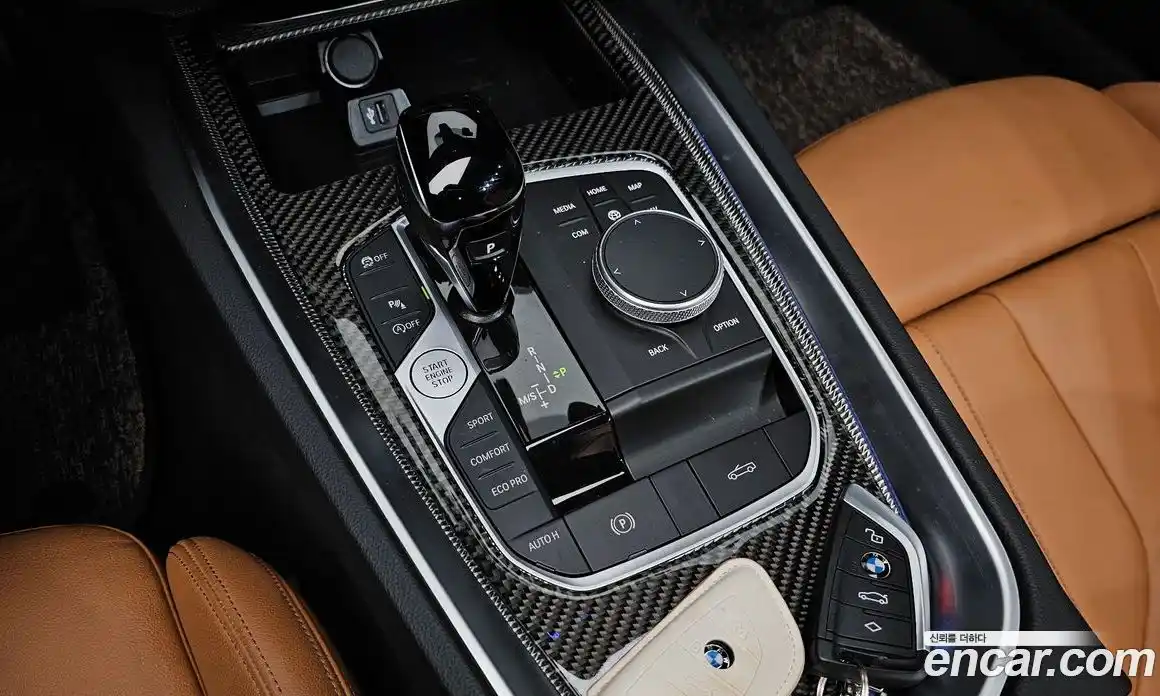 BMW Z4 2023 2.0 автомат (гидро), фото 9