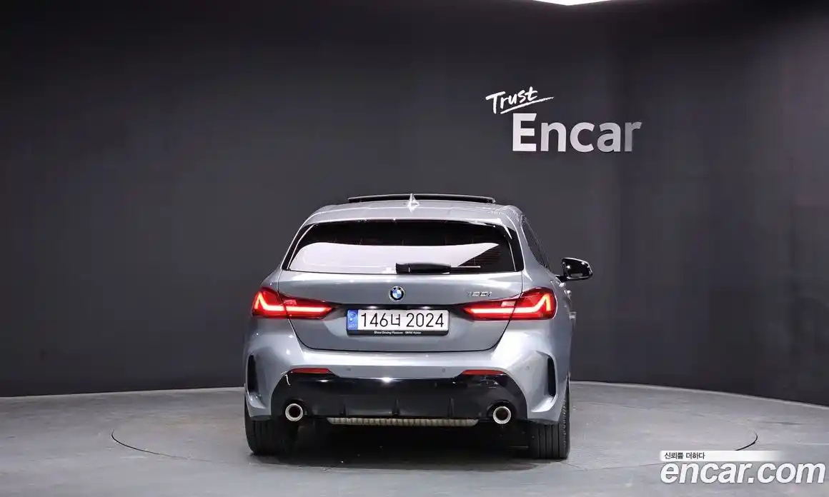 BMW 1 серия 2022 2.0 автомат (гидро), фото 3