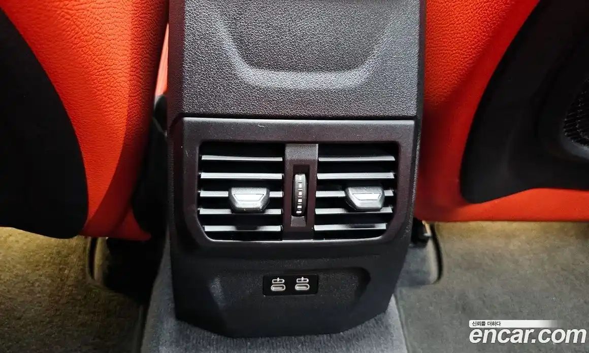 BMW 1 серия 2022 2.0 автомат (гидро), фото 35
