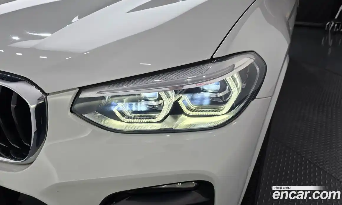 BMW X3 2021 2.0 автомат (гидро), фото 8