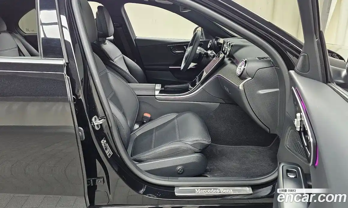 Mercedes-Benz C-Class 2025 2.0 гидро, фото 17