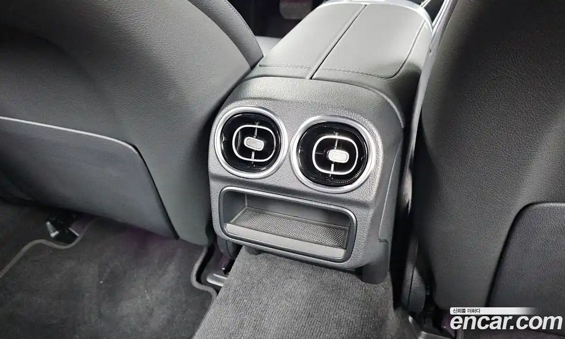 Mercedes-Benz C-Class 2025 2.0 гидро, фото 27