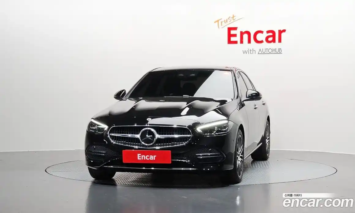 Mercedes-Benz C-Class 2025 2.0 гидро, фото 3