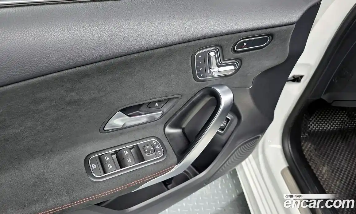 Mercedes-Benz A-Class 2024 2.0 гидро, фото 26 Mercedes-Benz A-Class 2024 2.0 гидро, фото 26