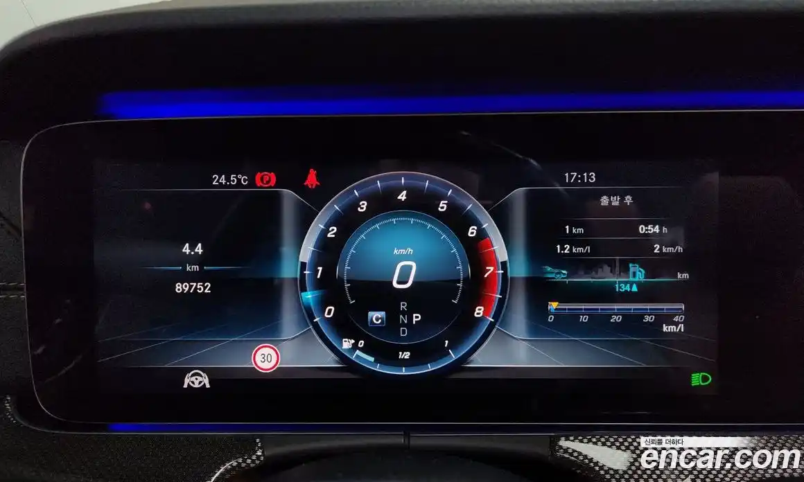 Mercedes-Benz E-Class 2018 3.0 гидро, фото 11