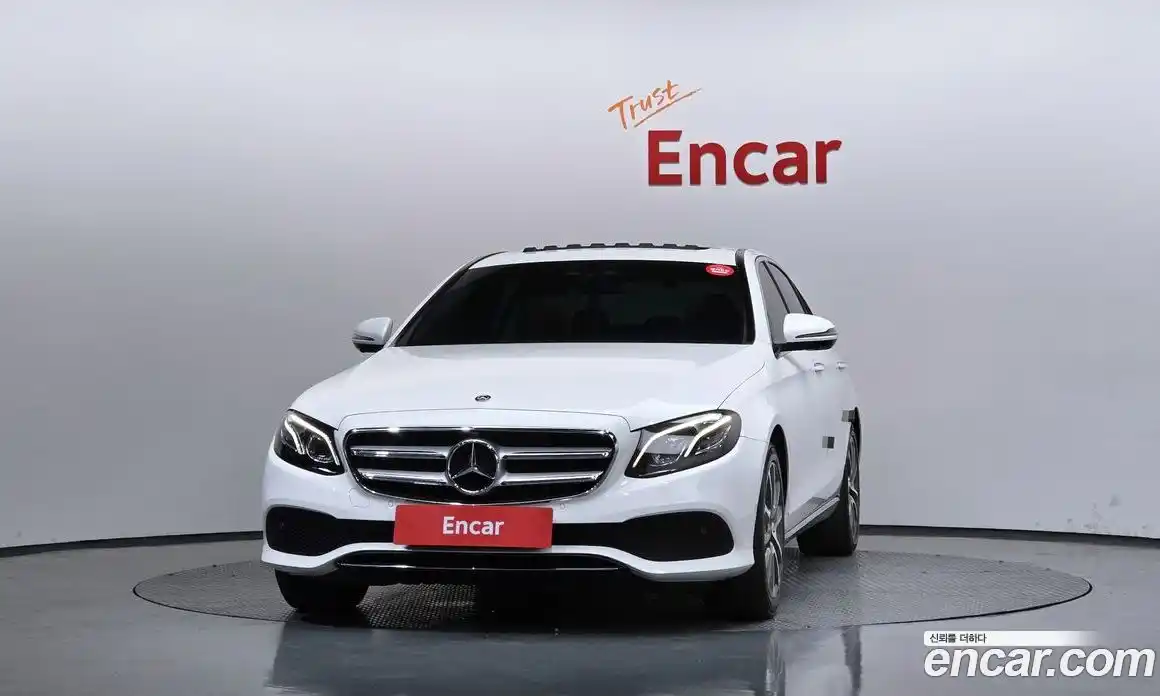 Mercedes-Benz E-Class 2019 2.0 гидро, фото 3